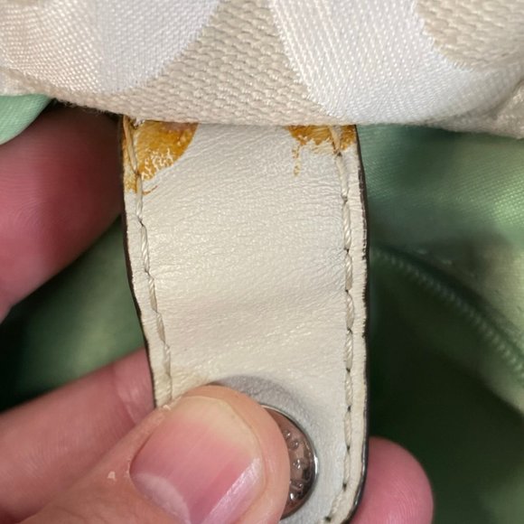 Cream Colored Coach Purse - Picture 5 of 14